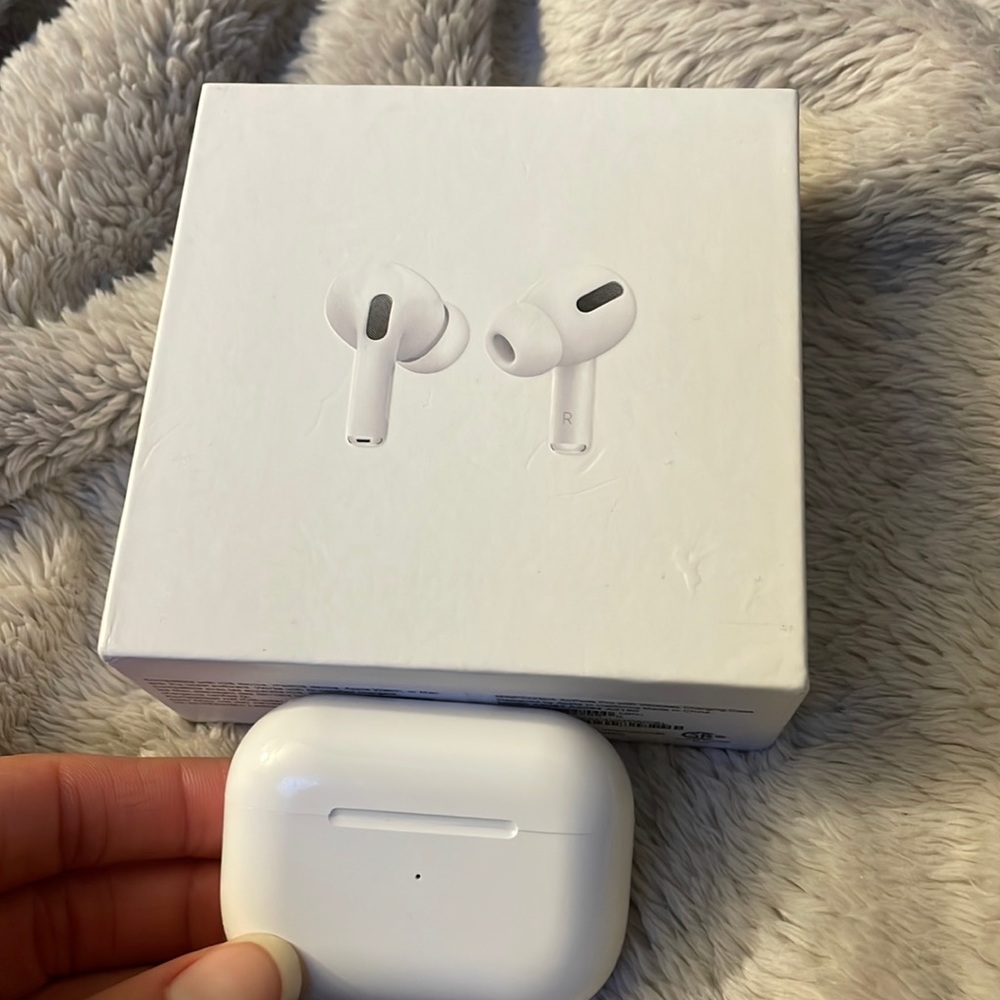 AirPod Pros Brand New Used a couple times Great Condition!